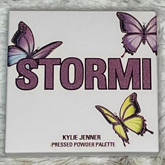 Kylie Jenner STORMI pressed powder palette - New in Box - RARE LIMITED EDITION - Picture 1 of 4